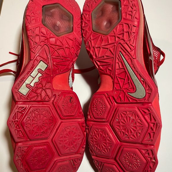 Size 10.5 - Nike LeBron 12 Low University Red 2015  Pre-Owned But Really Nice! - Picture 10 of 12